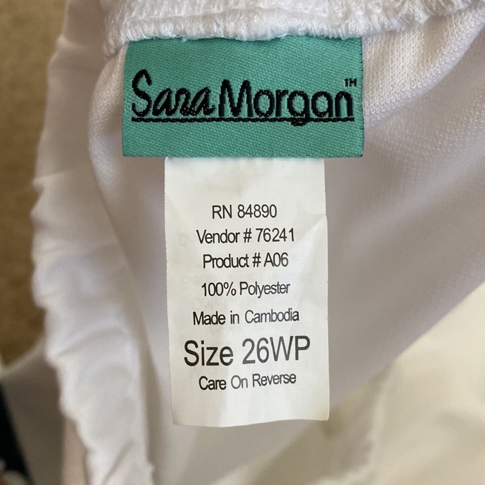 White Polyester Pleated Pants - Picture 4 of 4